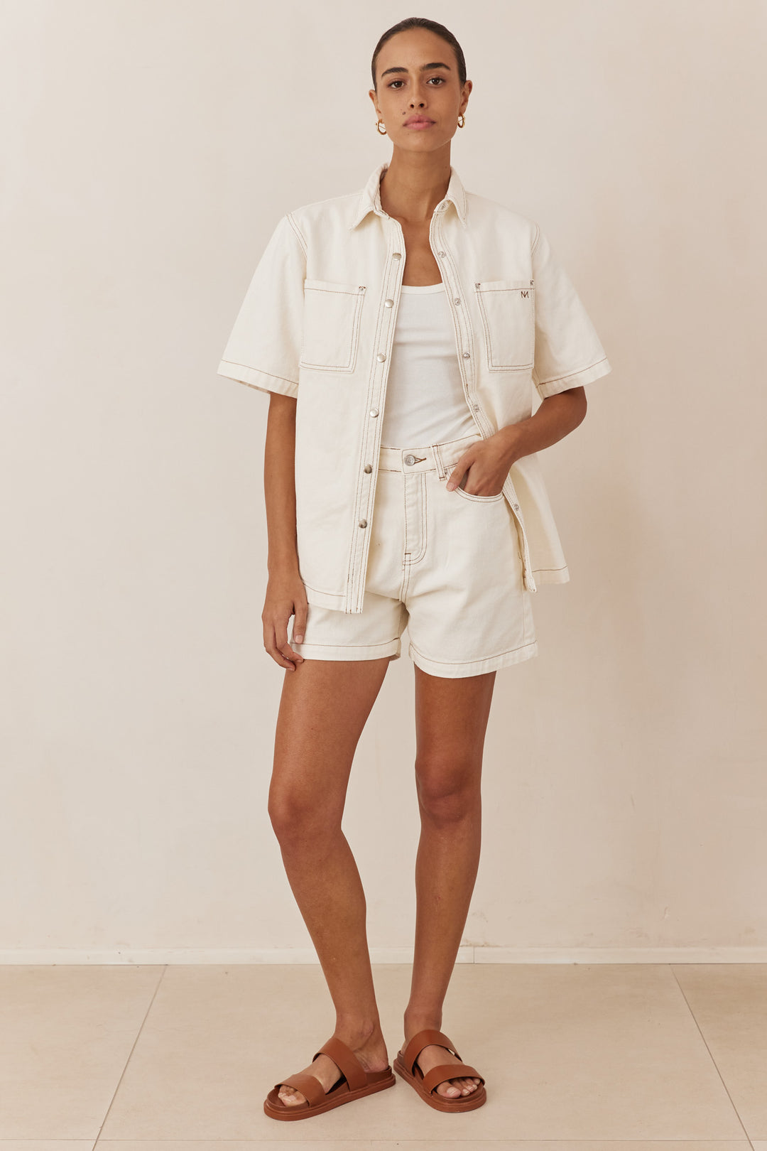 מכנסי ג'ינס דרייק דנים תיפורים בולטים | קרם