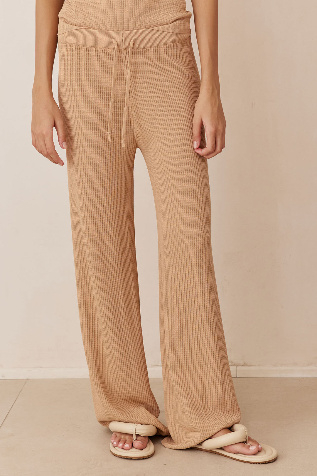 מכנסי לורן סריג וופל | מייפל