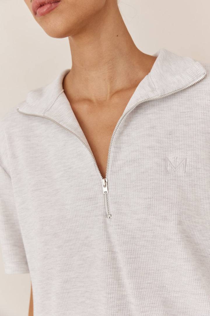 חולצת ג'סטין בד וופל בשילוב רוכסן | אפור בהיר