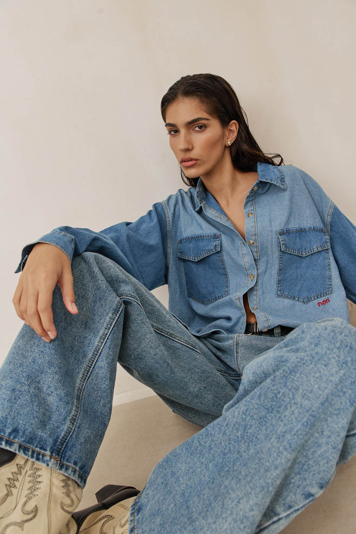 חולצת דנים דיאן רקמת לוגו | ג'ינס