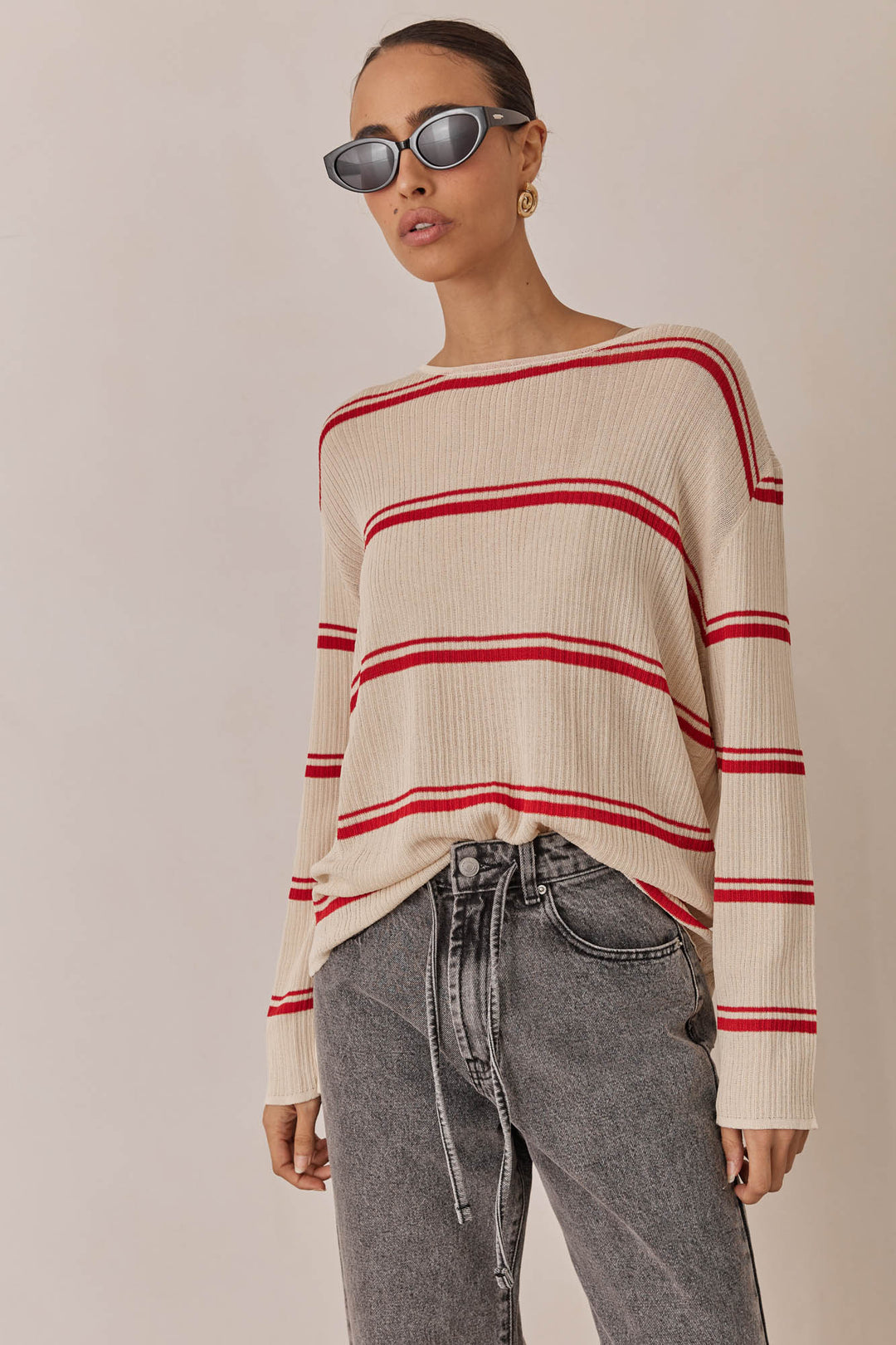 חולצת סריג שלבי סטרייפס | בז'/אדום