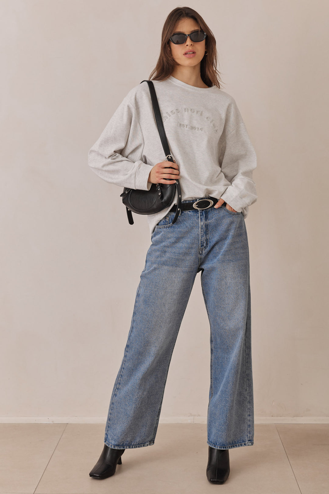 חגורת זמש כרמן אבזם עגול | שחור