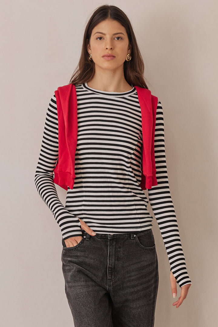 חולצת נטשה סטרייפס שרוולי כפפה | שחור/לבן