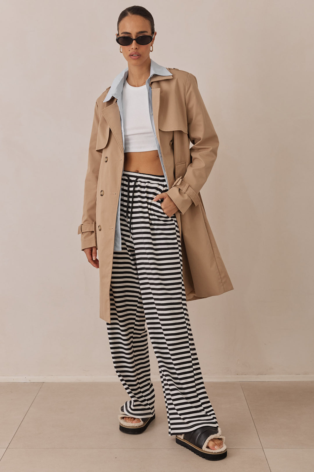 מכנסי לידיה סטרייפס גזרה ישרה | שחור/לבן