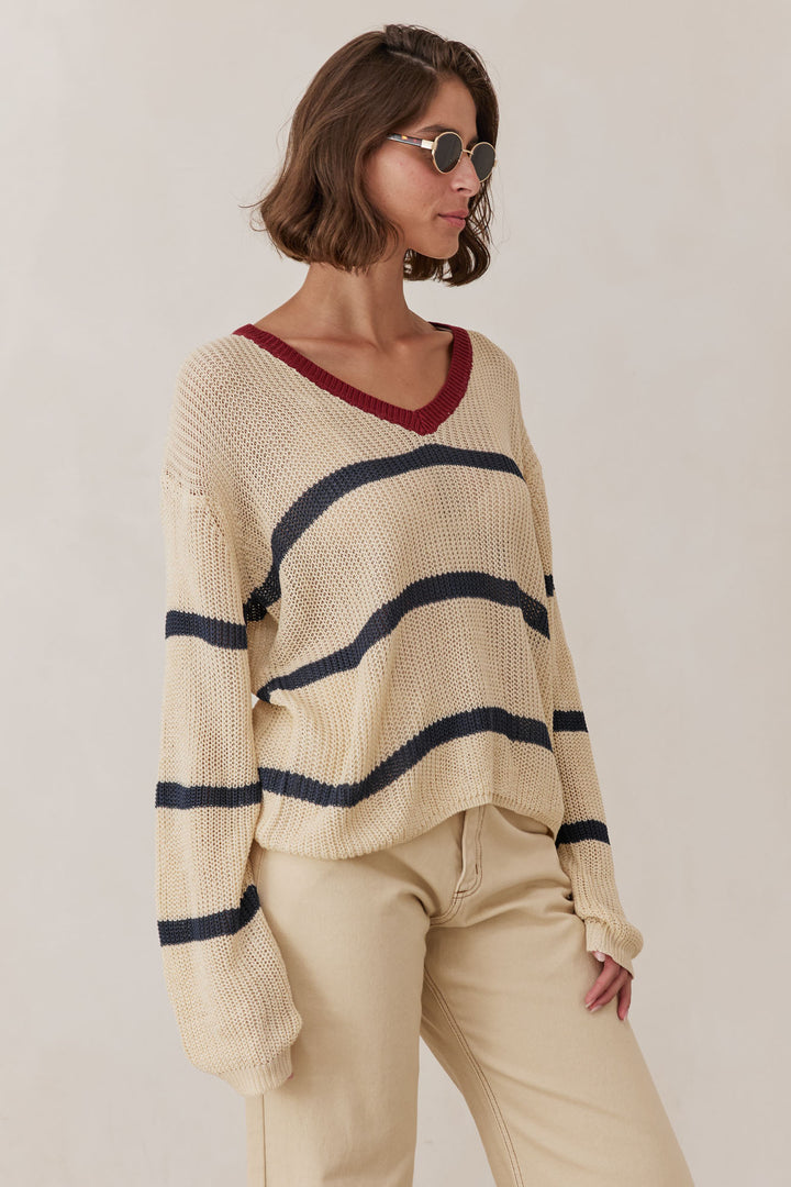 סריג לוקה סטרייפס מחשוף וי | בז'/כחול