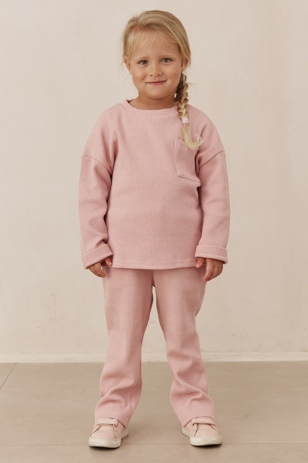 חליפת קים בד וופל בשילוב רקמת לוגו | ורוד