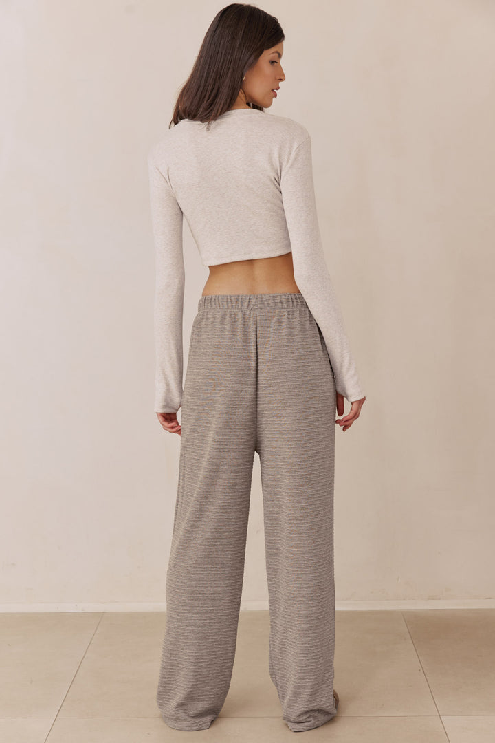 מכנסי הנרי טקסטורת פסים | מוקה