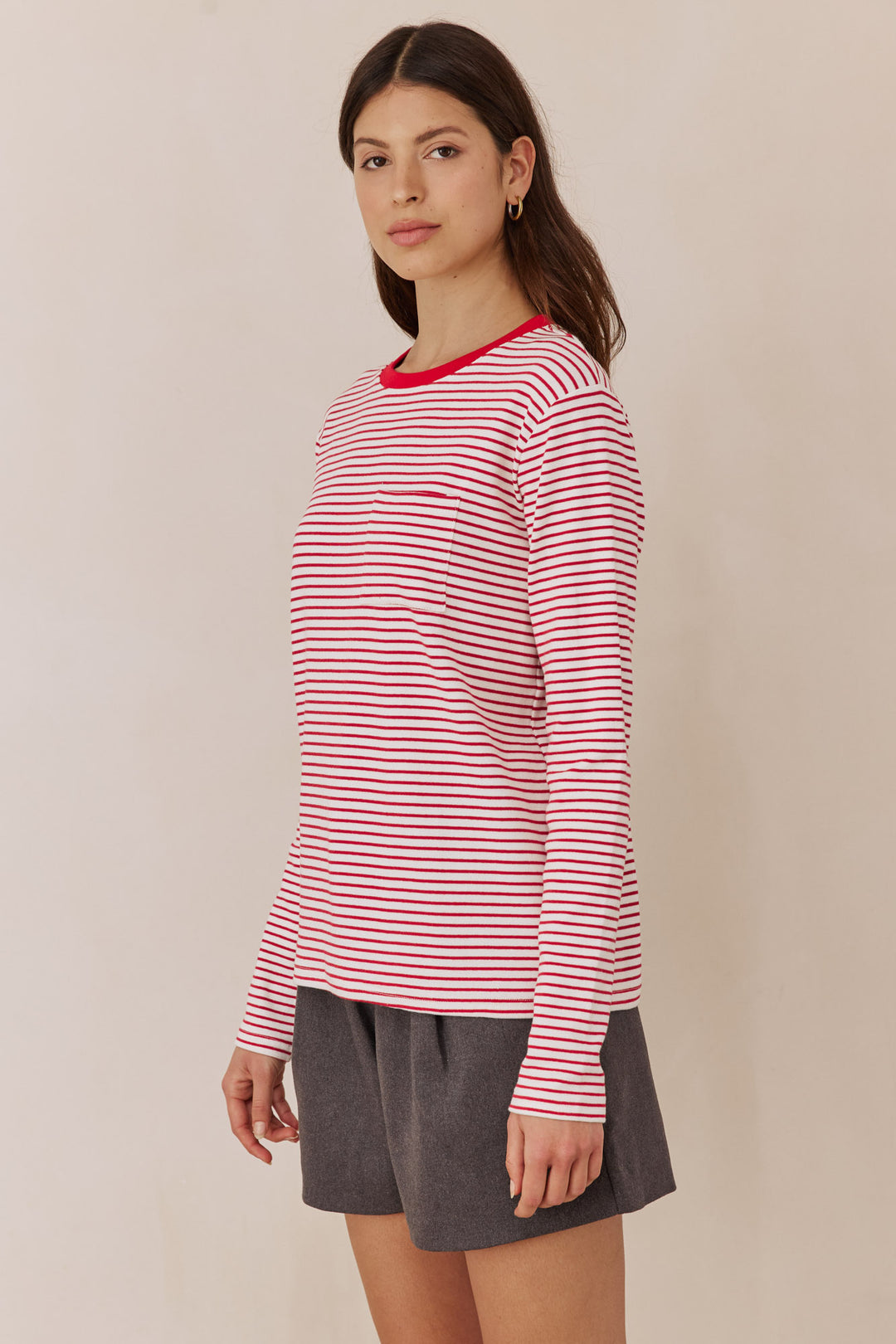חולצת לילו סטרייפס בשילוב כיס | אדום/לבן