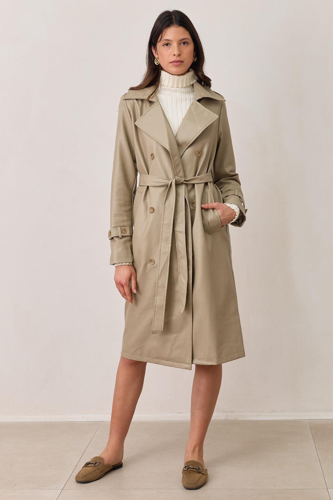 מעיל טראנץ' רובין דמוי עור | בז'