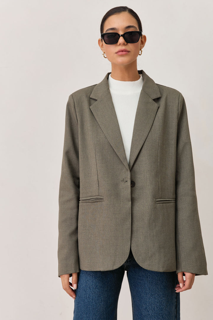 בלייזר מחויט מארק בגזרה אוברסייזית | ירוק זית