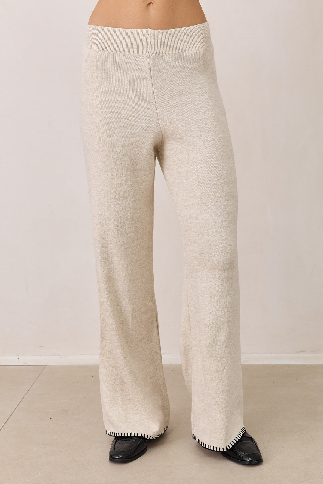 מכנסי סריג אליוט תיפורים בולטים | שמנת