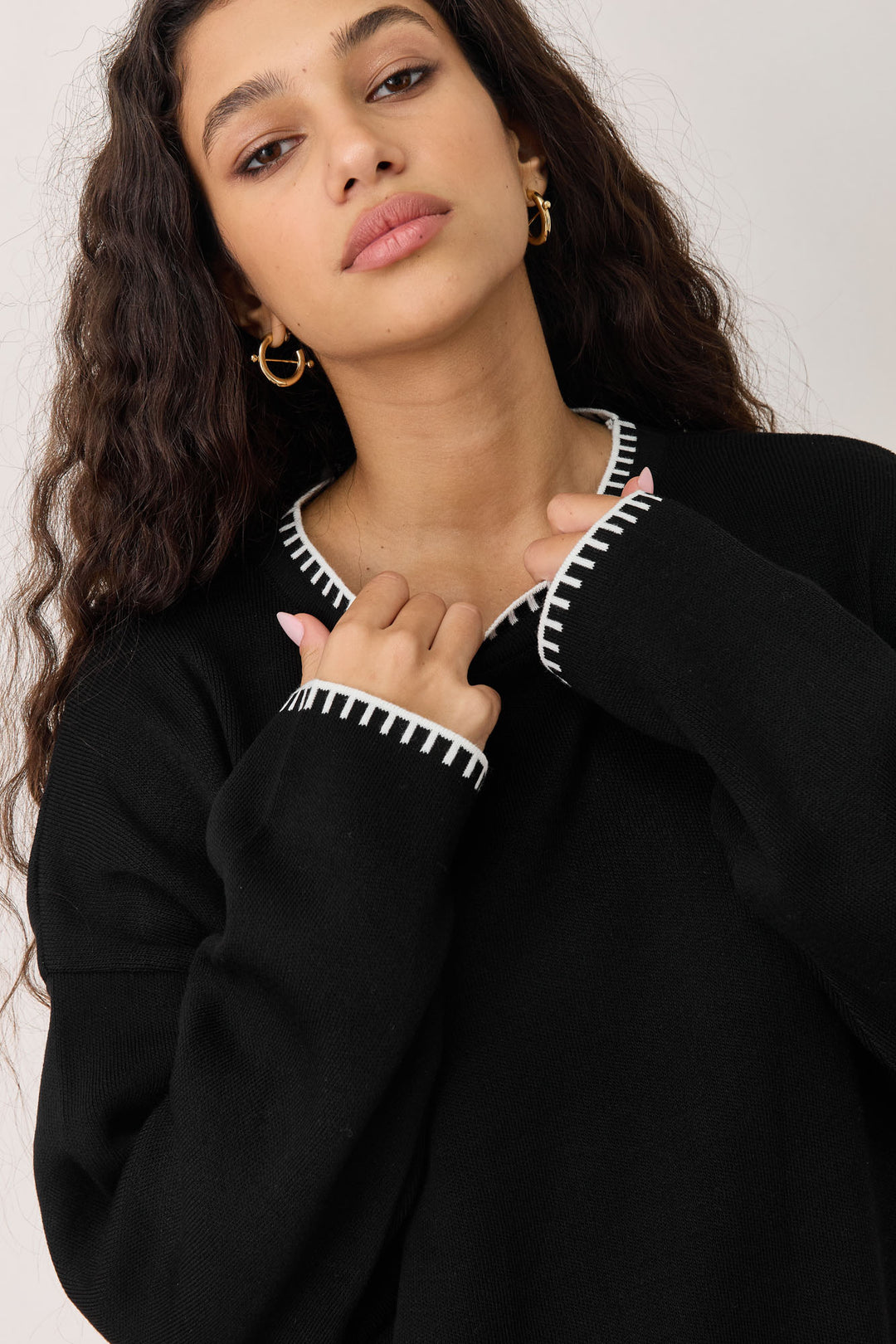 סריג אליוט תיפורים בולטים | שחור