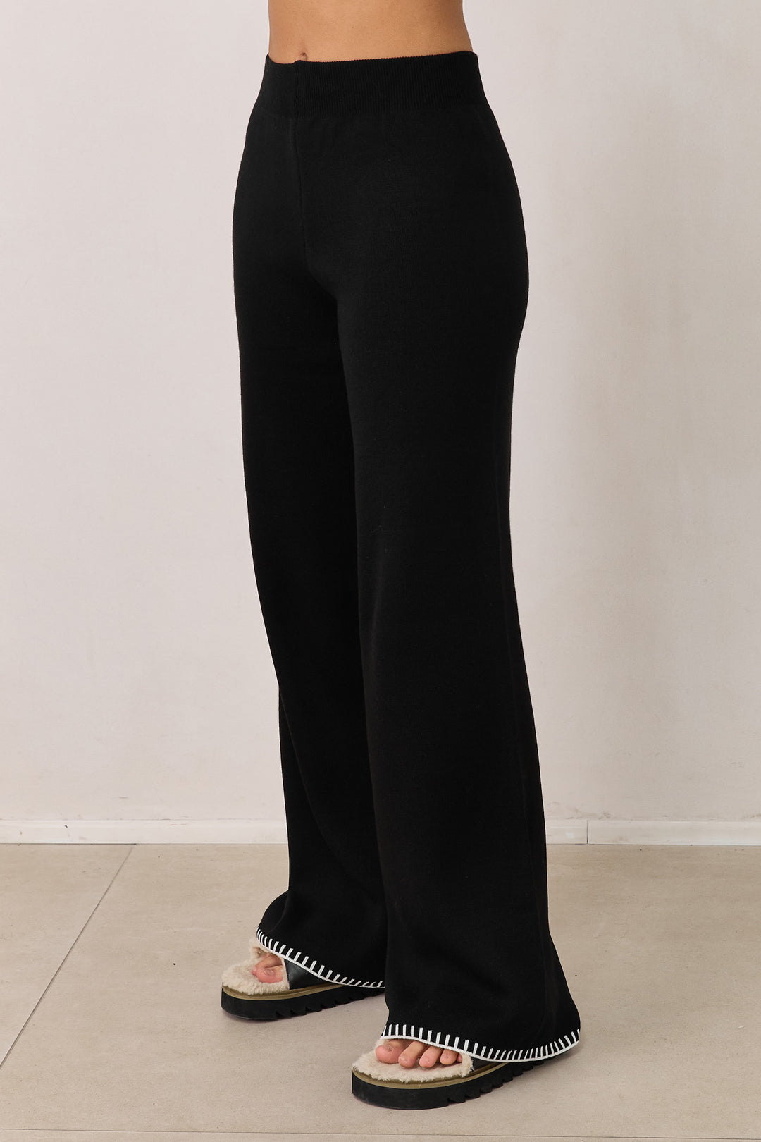 מכנסי סריג אליוט תיפורים בולטים | שחור