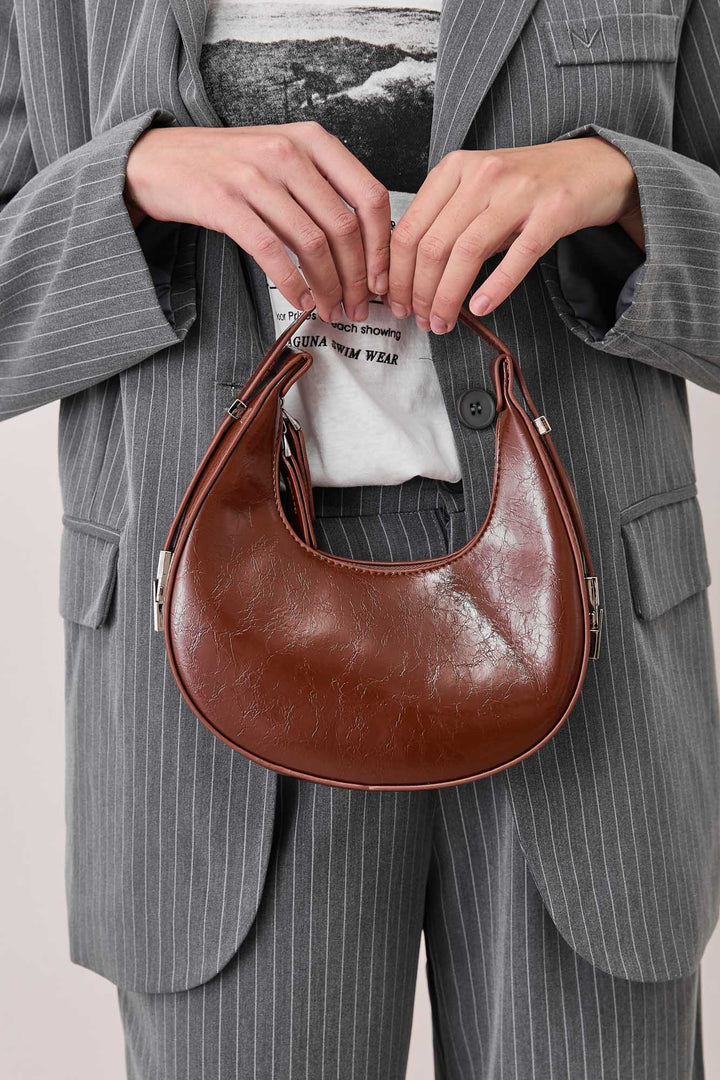 תיק וינה דמוי עור | חום