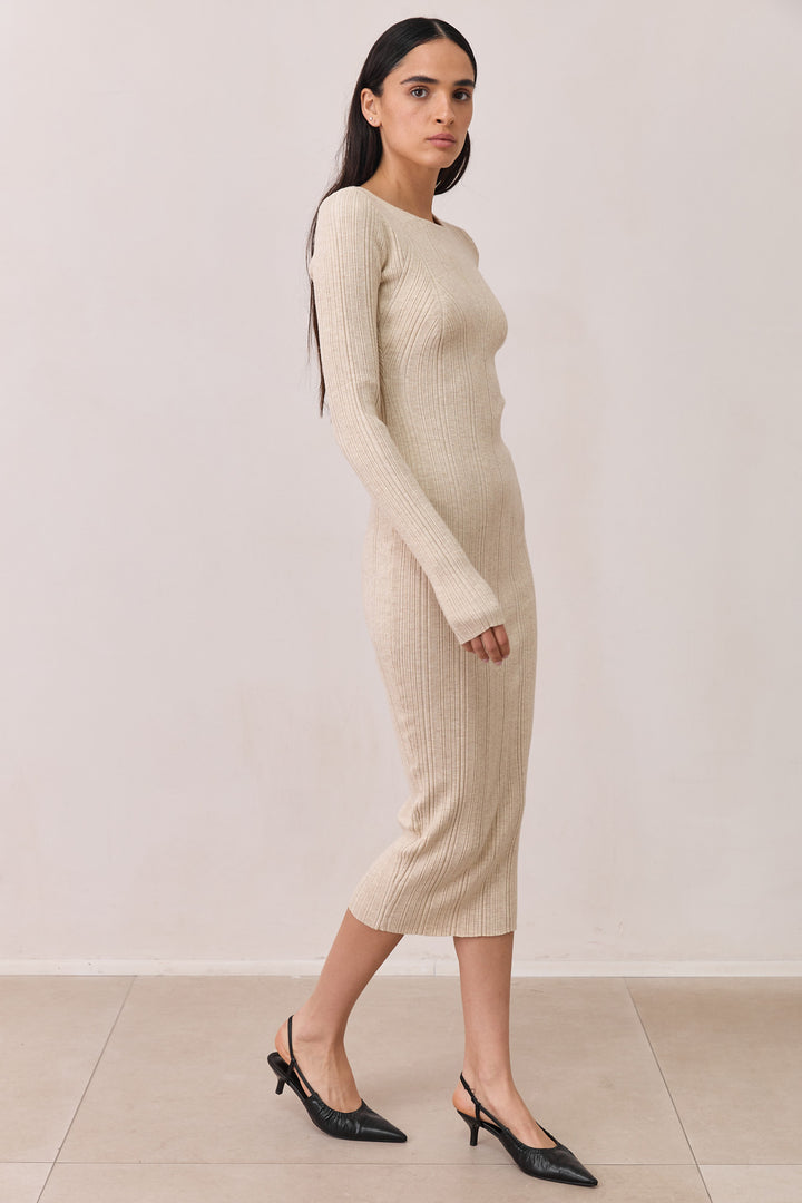 שמלת סריג פרדי אורך מידי | בז'