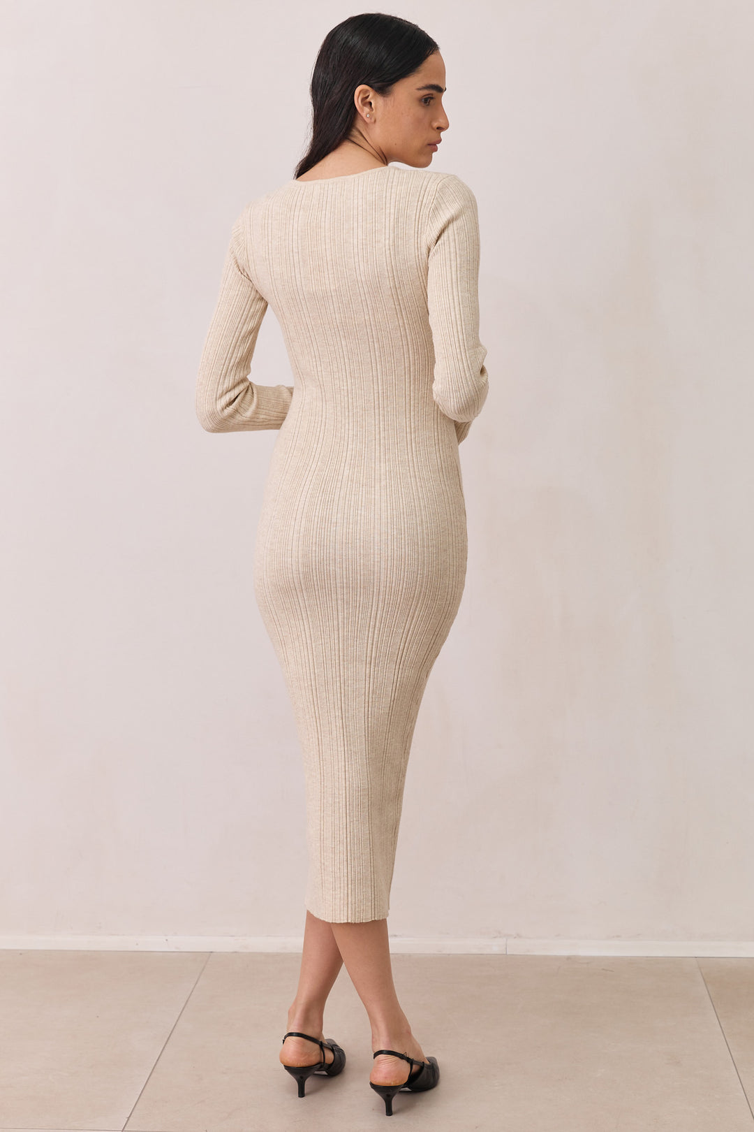 שמלת סריג פרדי אורך מידי | בז'