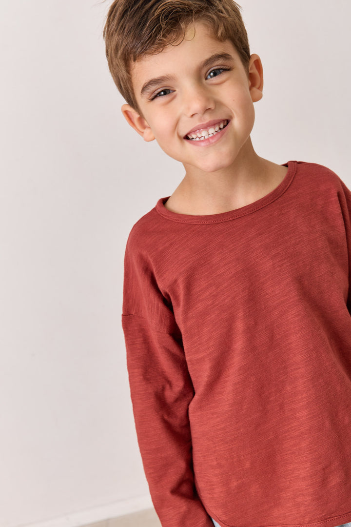 טי שירט שרוול ארוך בסיומת מעוגלת | בורדו