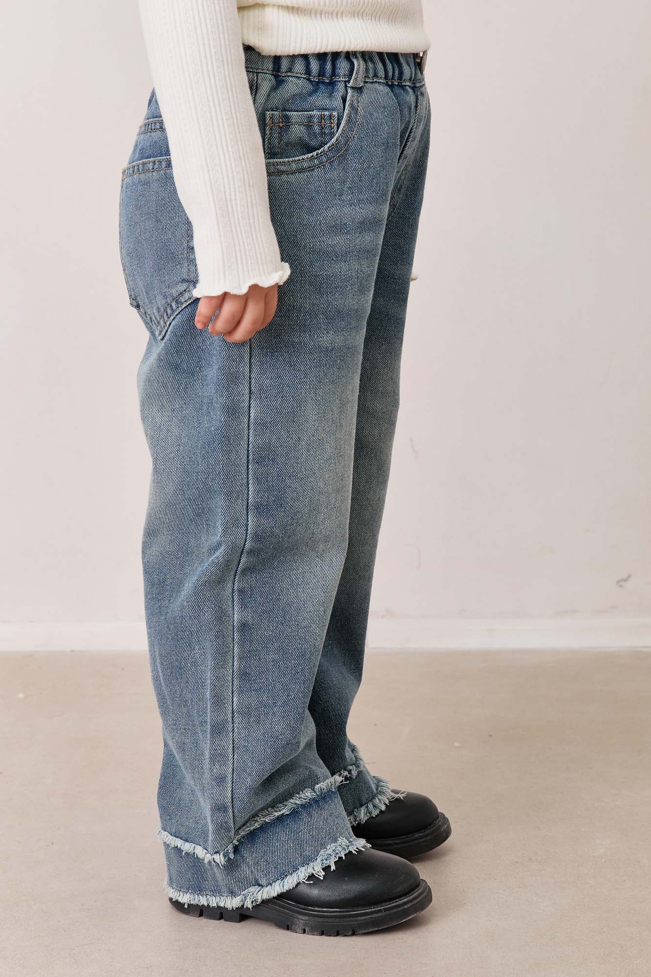 מכנסי דנים גומי במותן וסיומת מכפלת פרומה | ג'ינס