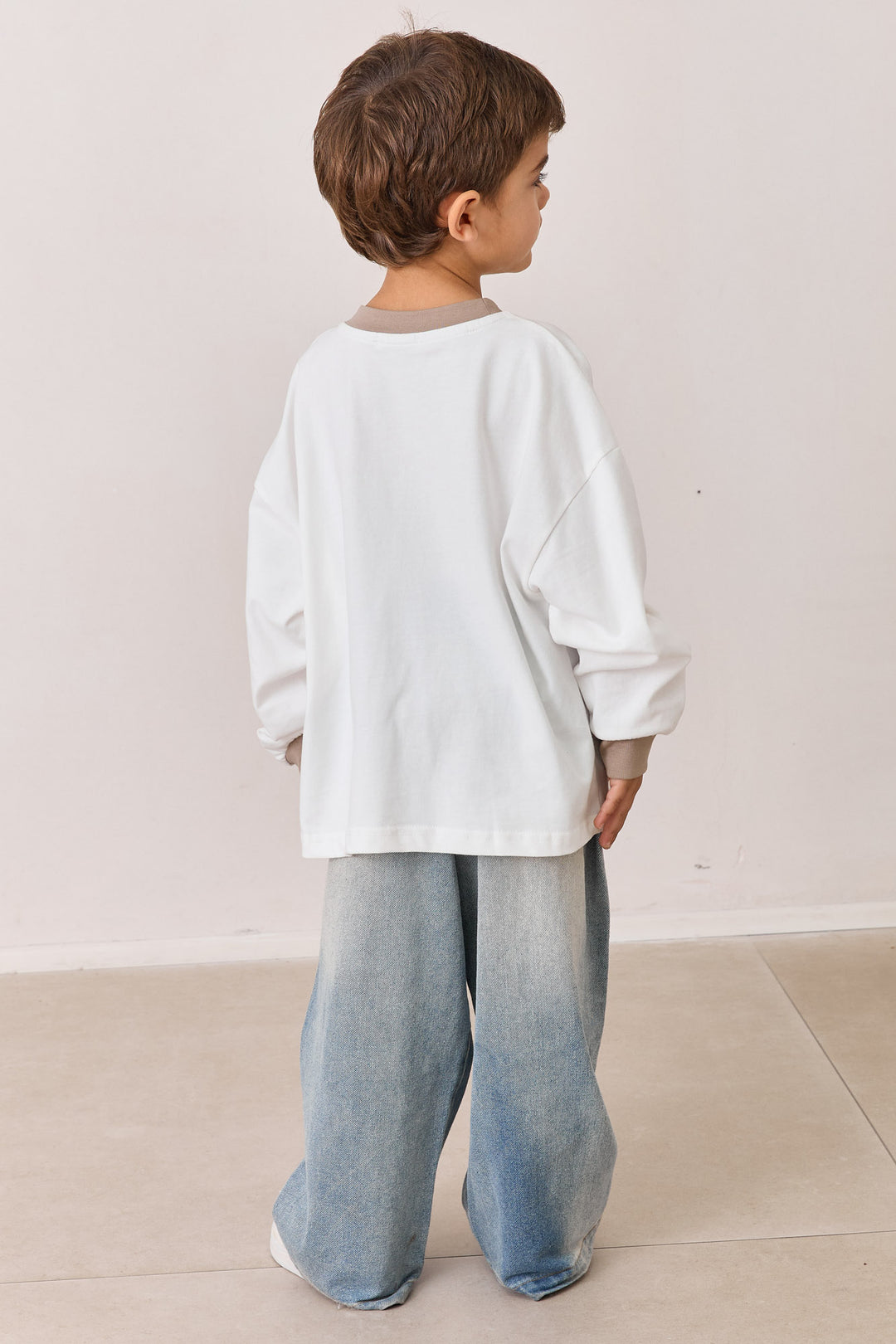 טי שירט שרוול ארוך בשילוב בד מובלט | לבן/חום