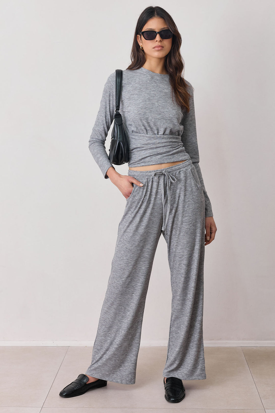 מכנסי ריב מייקי גזרה ישרה | אפור