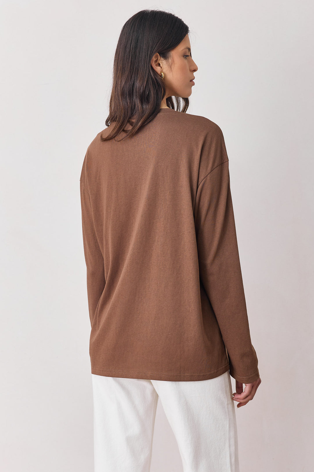 טי שירט בייסיק מדיסון שרוול ארוך | חום