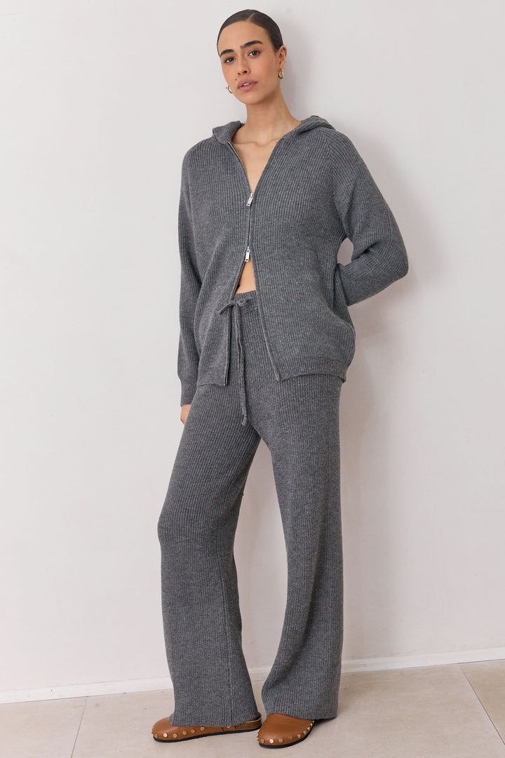 מכנסי סריג קורין גזרה רחבה | אפור כהה