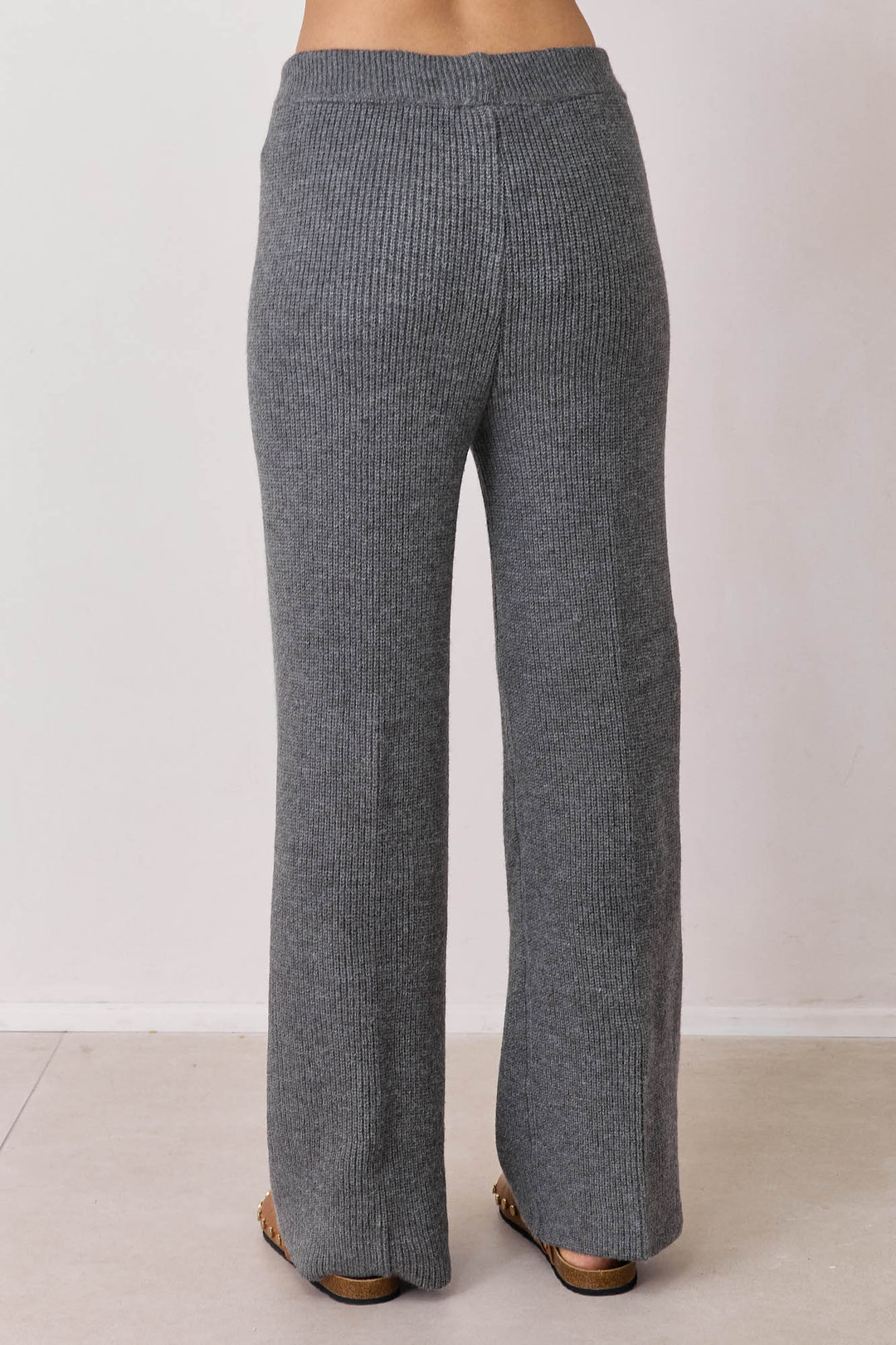 מכנסי סריג קורין גזרה רחבה | אפור כהה