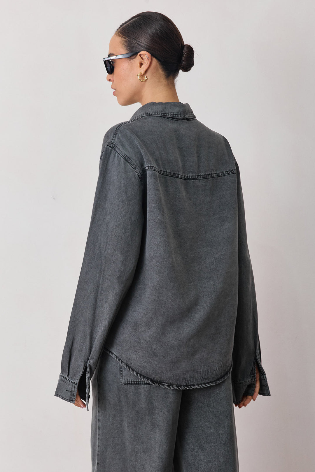 מכופתרת ג'ינס אלקטרה שטיפת וואש | אפור