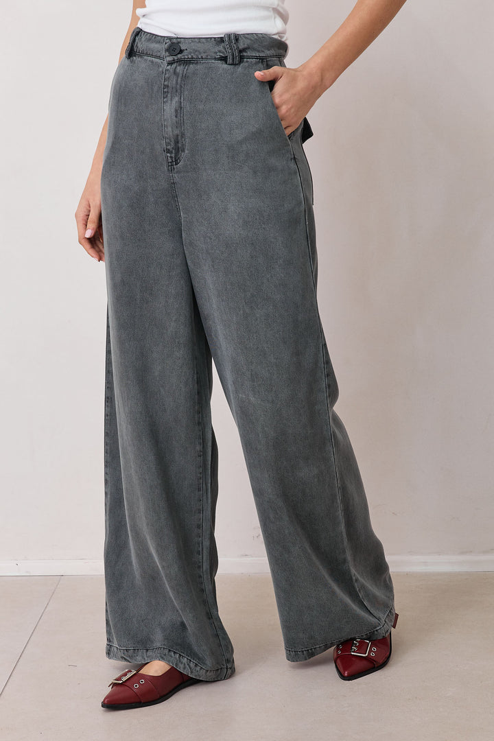 מכנסי ג'ינס אלקטרה גזרה רחבה | אפור