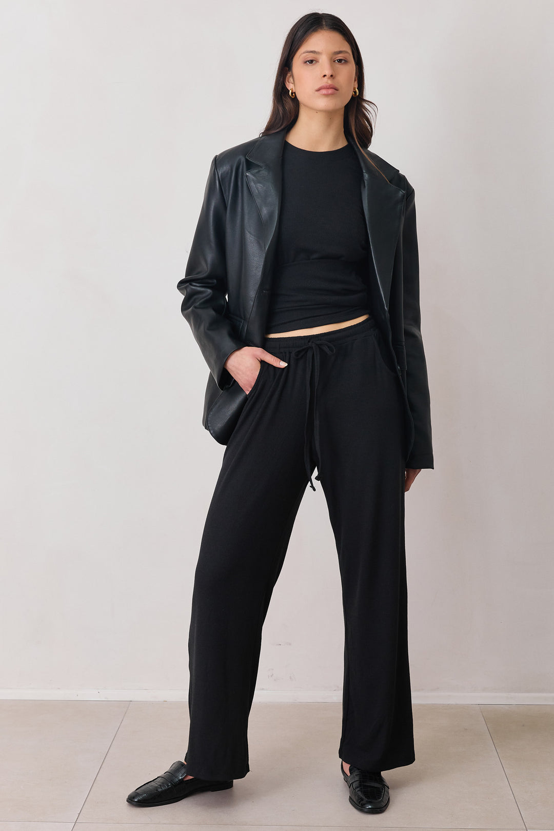 חולצת ריב מייקי קשירת מותן | שחור