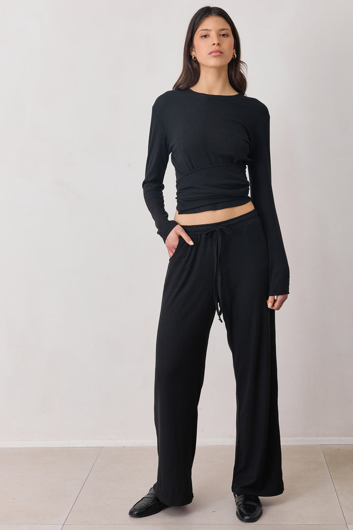 מכנסי ריב מייקי גזרה ישרה | שחור