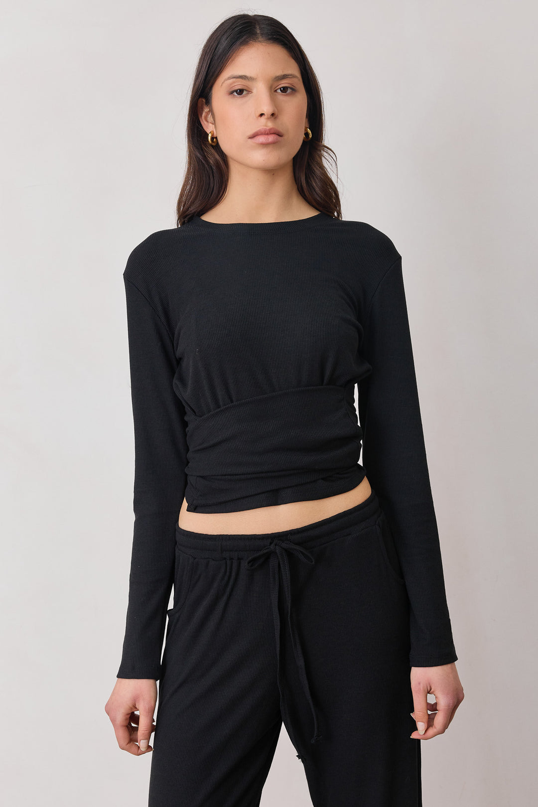 חולצת ריב מייקי קשירת מותן | שחור
