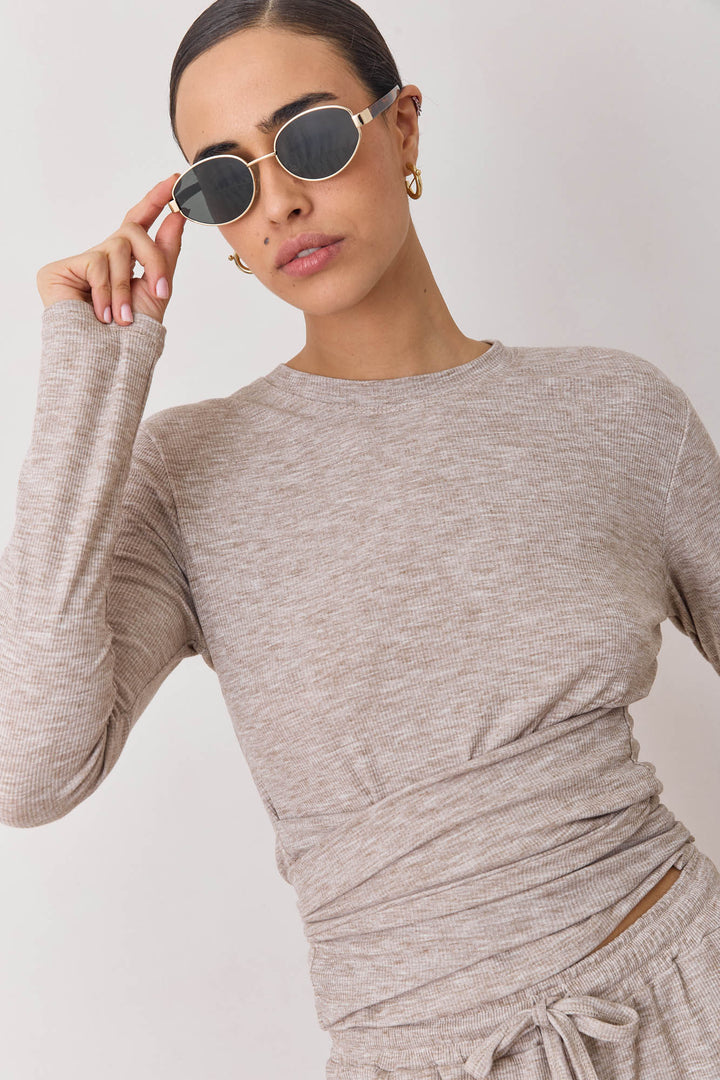 חולצת ריב מייקי קשירת מותן | מוקה