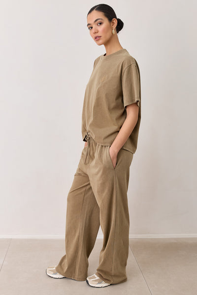 טי שירט מייקי וואש שרוול קצר | חום