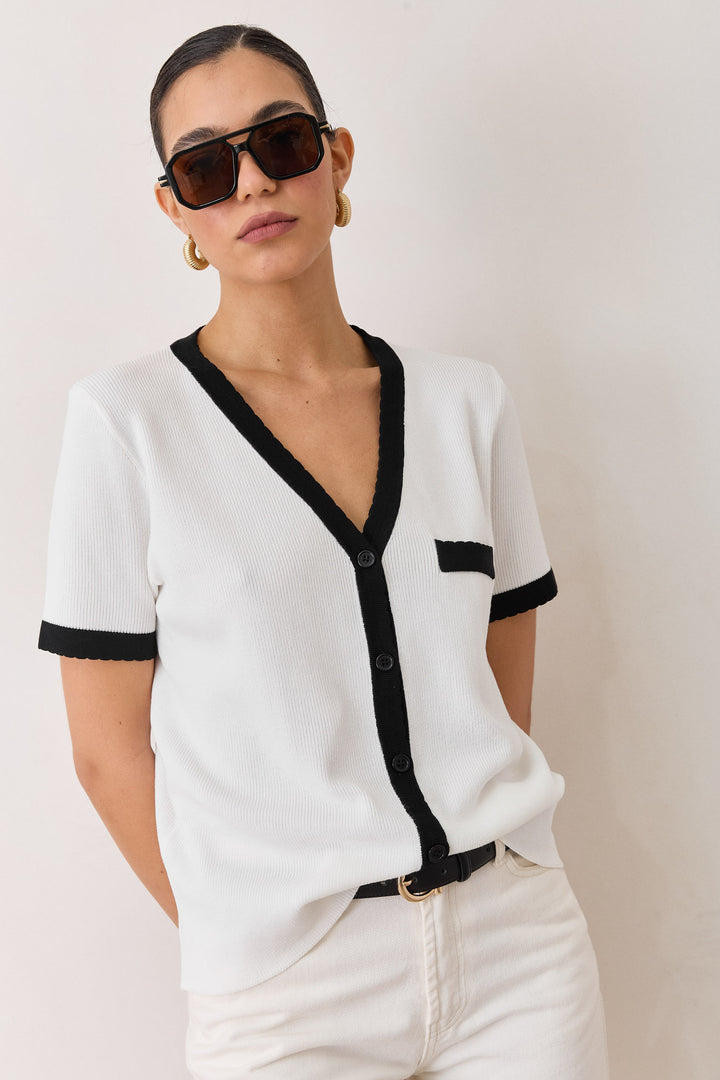 חולצת סריג דק ליב | לבן/שחור