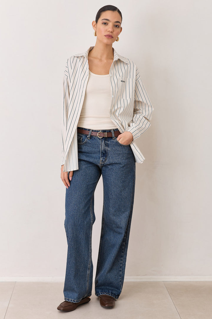 מכופתרת בל סטרייפס רקמת לוגו | שמנת/שחור