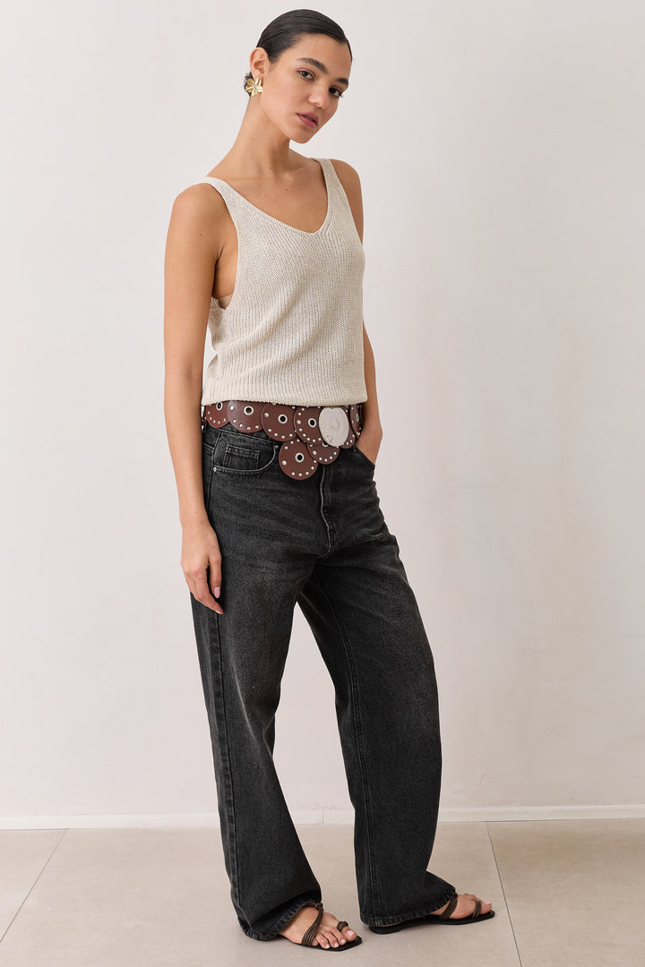 גופיית וי סברינה בד סריג דק | בז'