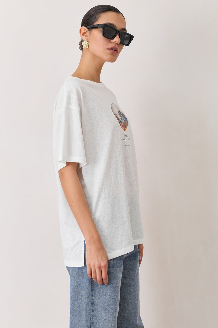 טי שירט MOON RIVER בד שקפקף | לבן