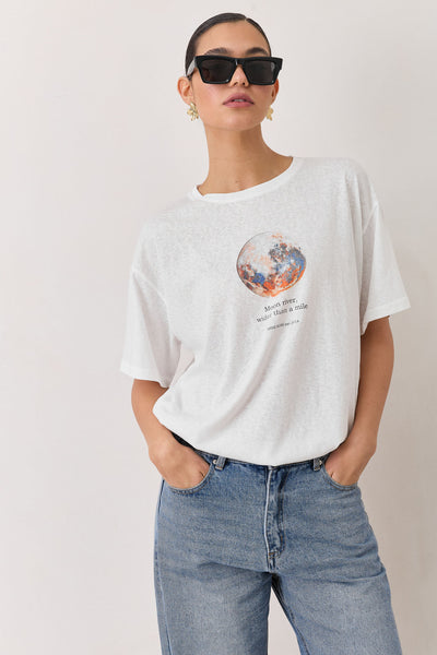 טי שירט MOON RIVER בד שקפקף | לבן