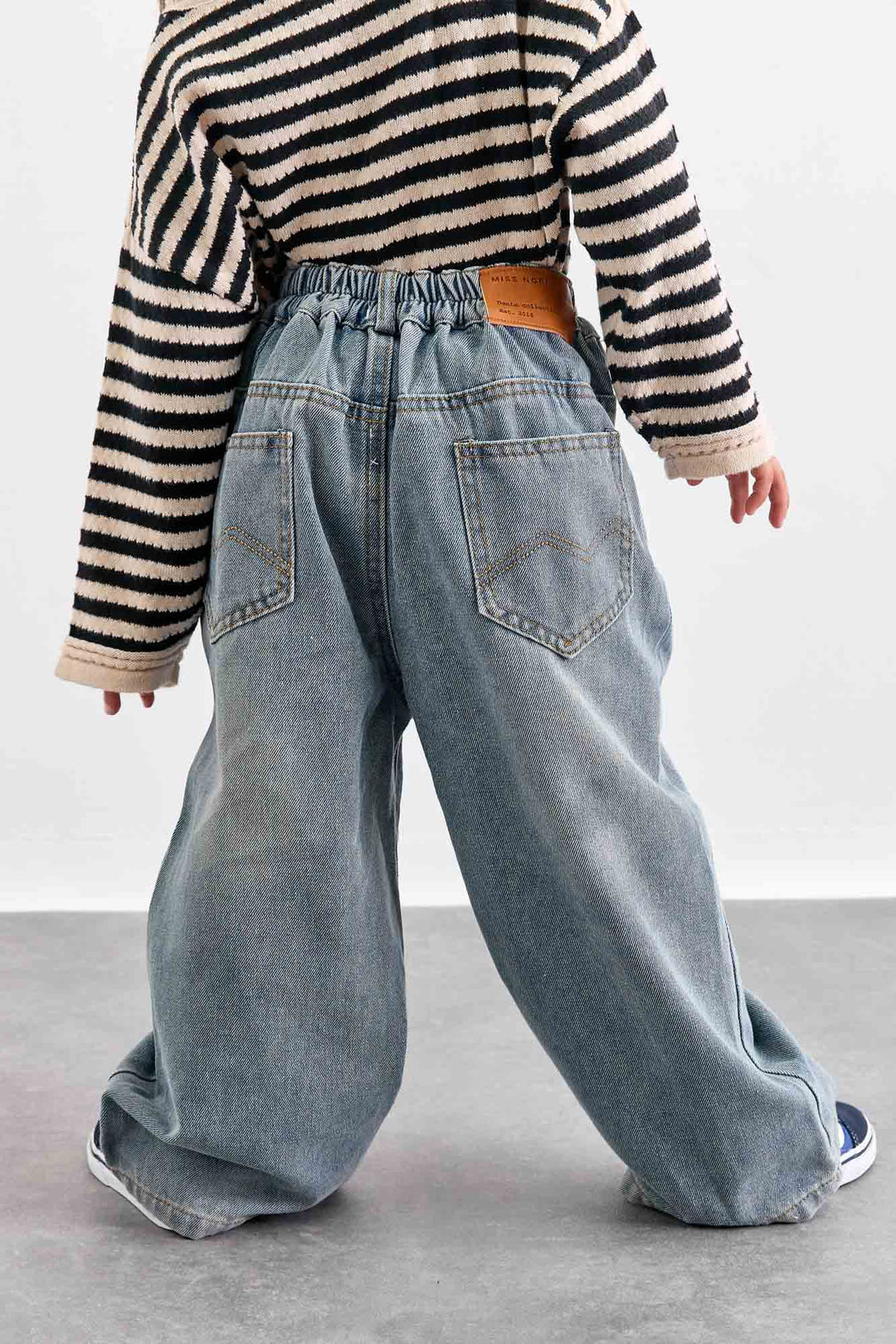 מכנסי דנים בשילוב גומי | ג'ינס