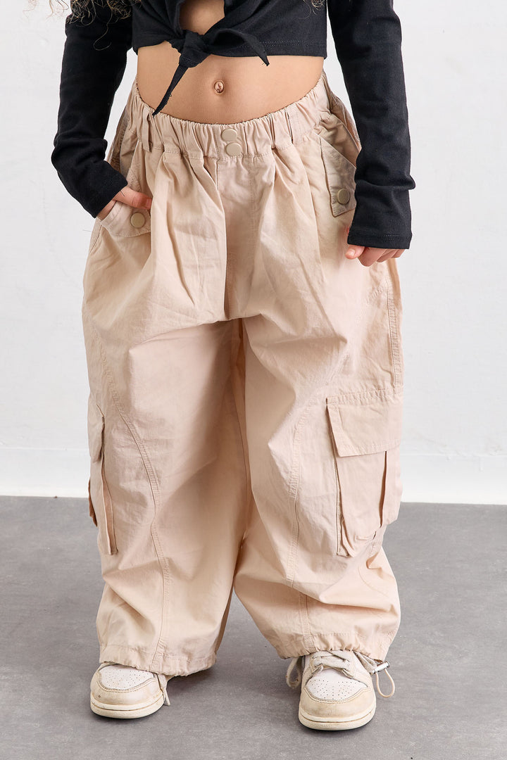 מכנסי דגמ"ח גומי במותן וסיומת מתכווננת | בז'