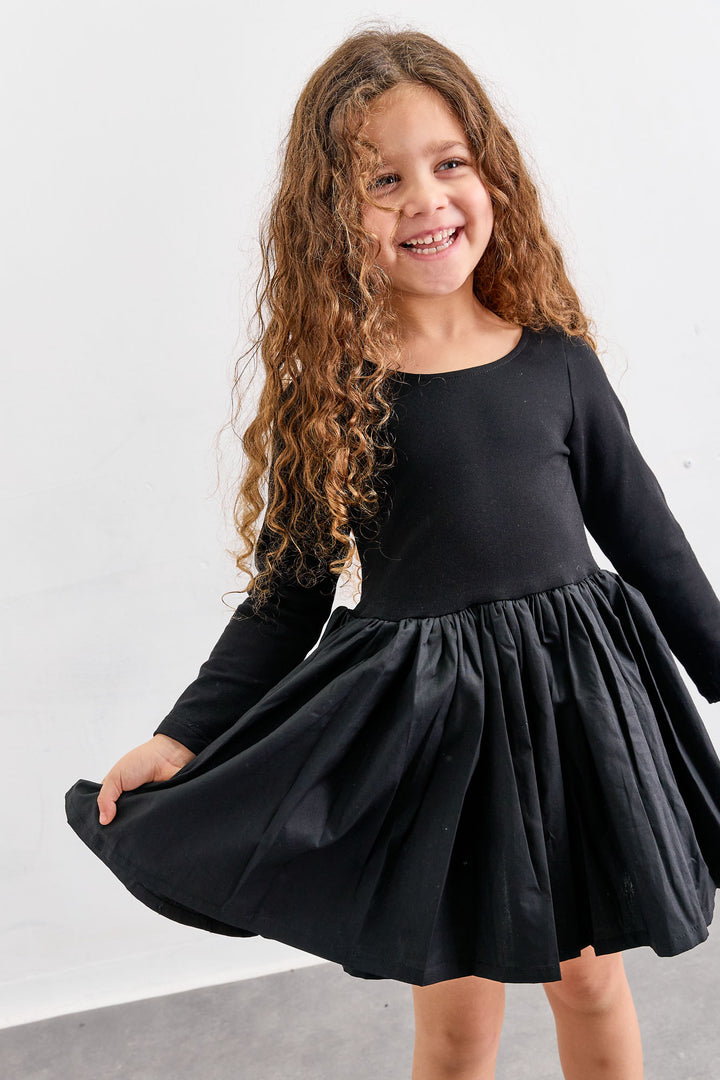 שמלת כותנה שרוול ארוך בשילוב איקס בגב | שחור