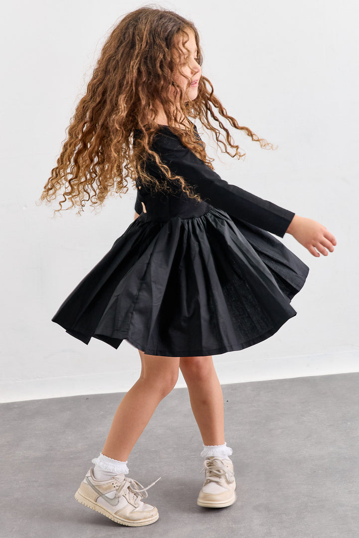 שמלת כותנה שרוול ארוך בשילוב איקס בגב | שחור