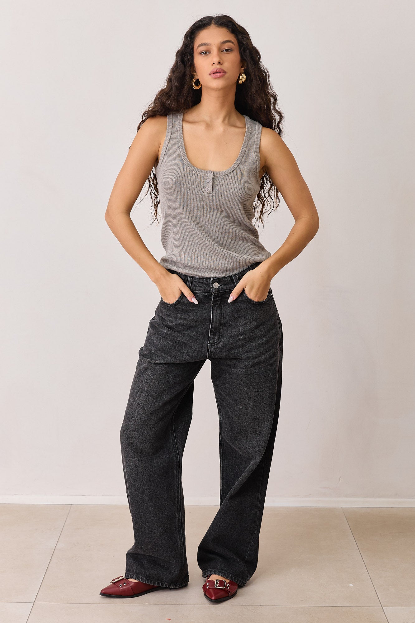 גופיית סריג לואיזה בד ריב | מוקה