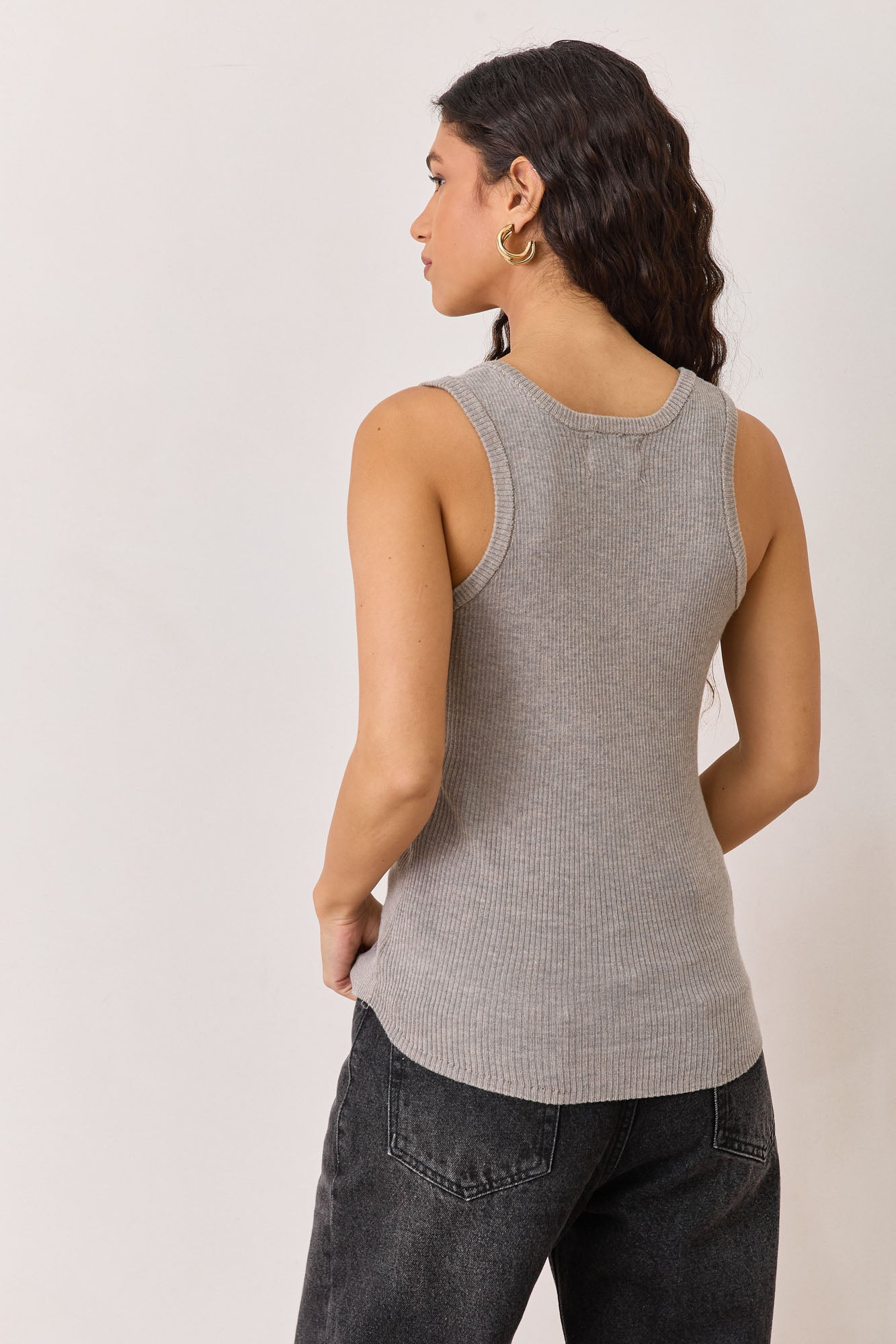 גופיית סריג לואיזה בד ריב | מוקה