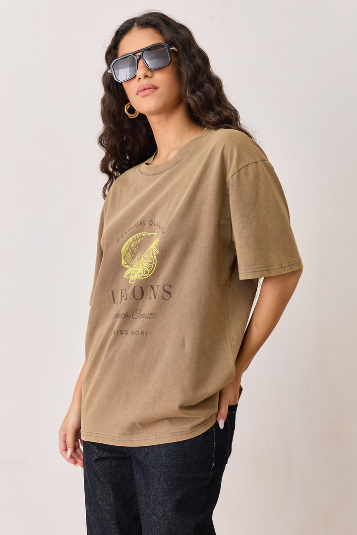 טי שירט וואש פרינט למונס | חום