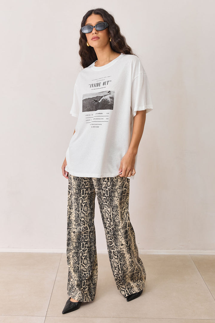 טי שירט INSIDE OUT גזרת אוברסייז | לבן