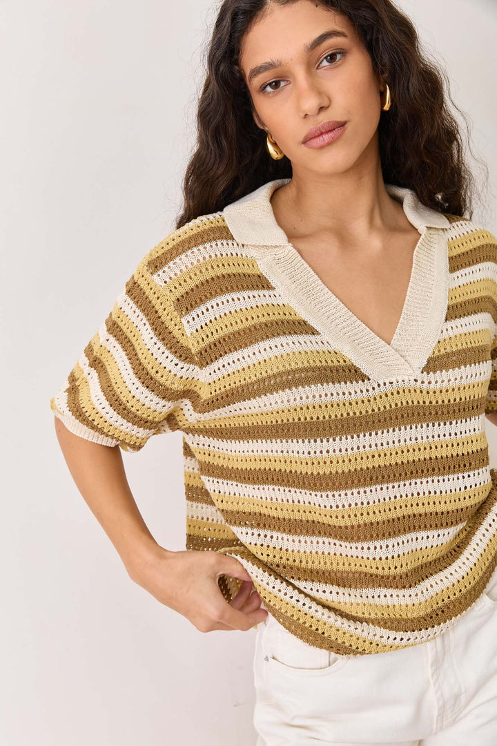 חולצת קרושה אייריס בשילוב צווארון | בז'/צהוב