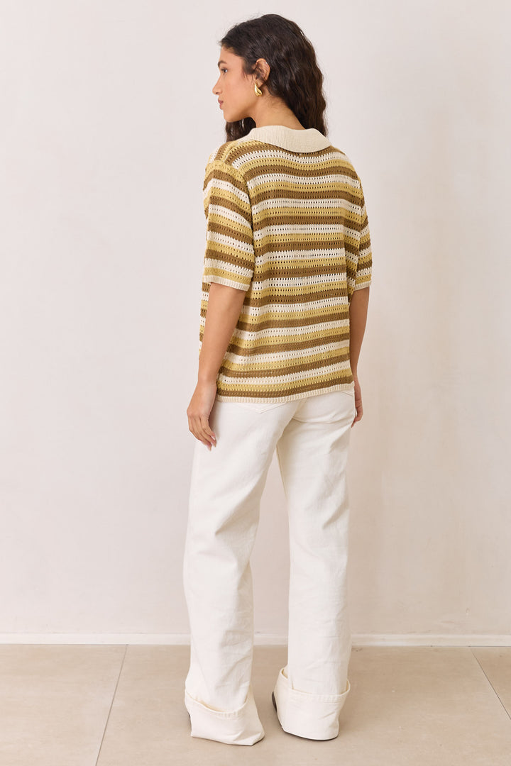 חולצת קרושה אייריס בשילוב צווארון | בז'/צהוב