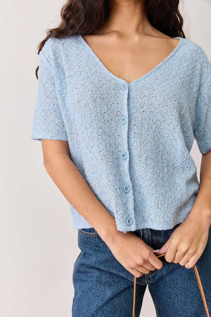 חולצת כפתורים ג'ולייט סריג דק | כחול בהיר